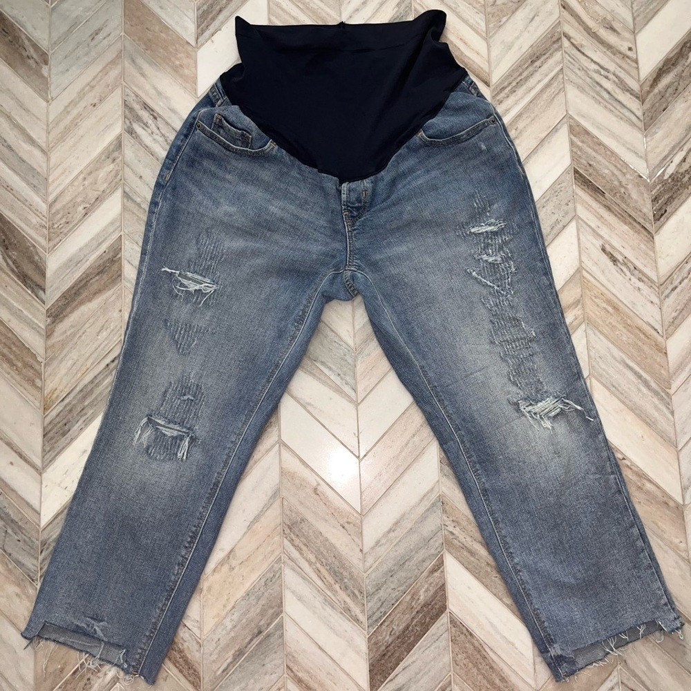 Old Navy, Size 6 short, maternity boyfriend